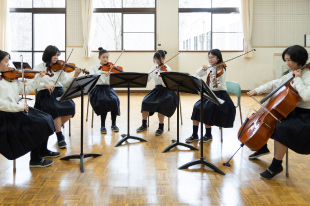 弦楽班の活動写真