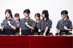 ハンドベルクワイアの活動写真